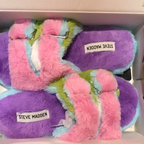 Steve Madden Jaround Big Girls Slipper - Picture 2 of 4